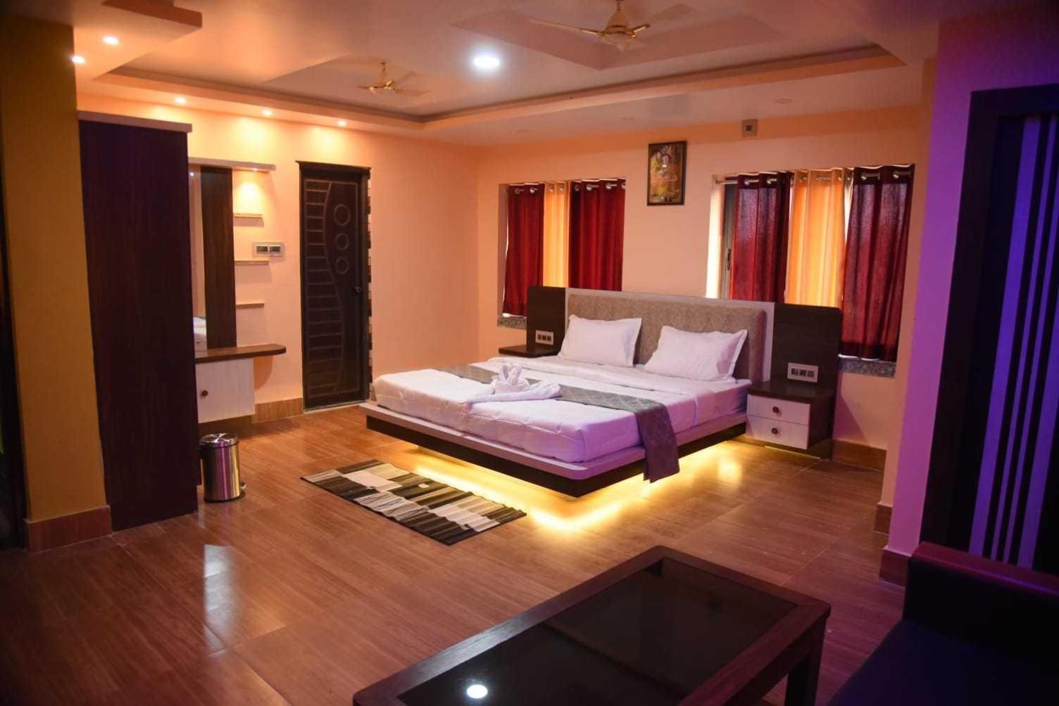 Oyo Hotel Tulusi Inn Bolpur Exteriér fotografie